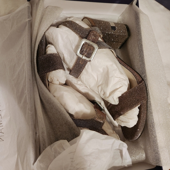 Stuart Weitzman metallic shimmer strappy heels - Picture 3 of 4